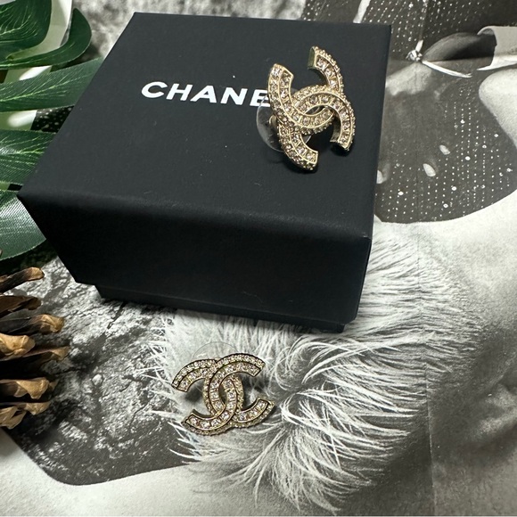 Authentic Chanel earrings💕💕💕 - Picture 9 of 10